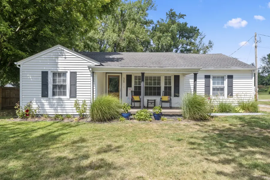 529 W Market St, Portland, TN 37148
