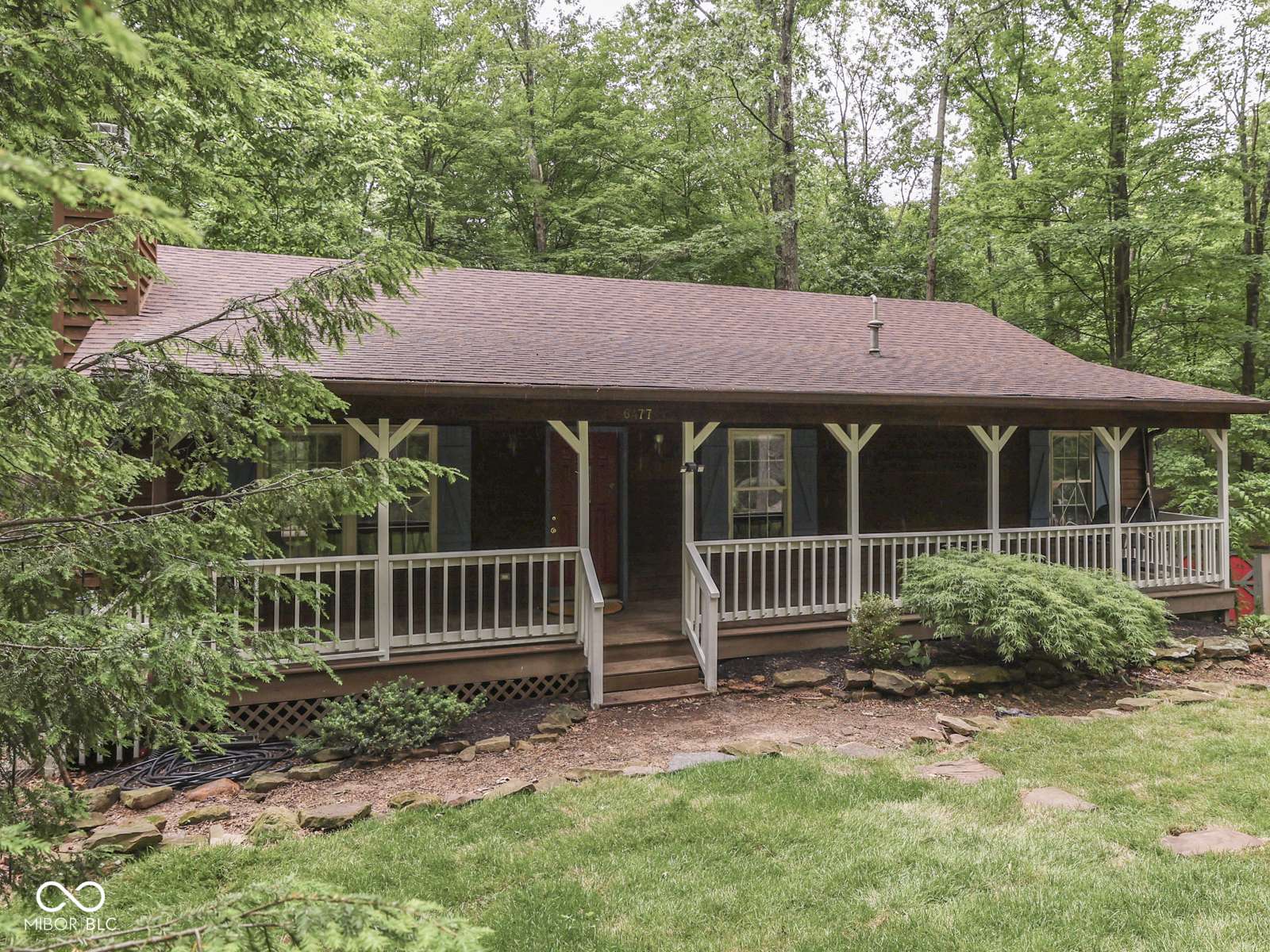 6477 Black Bear DR, Nineveh, IN 46164