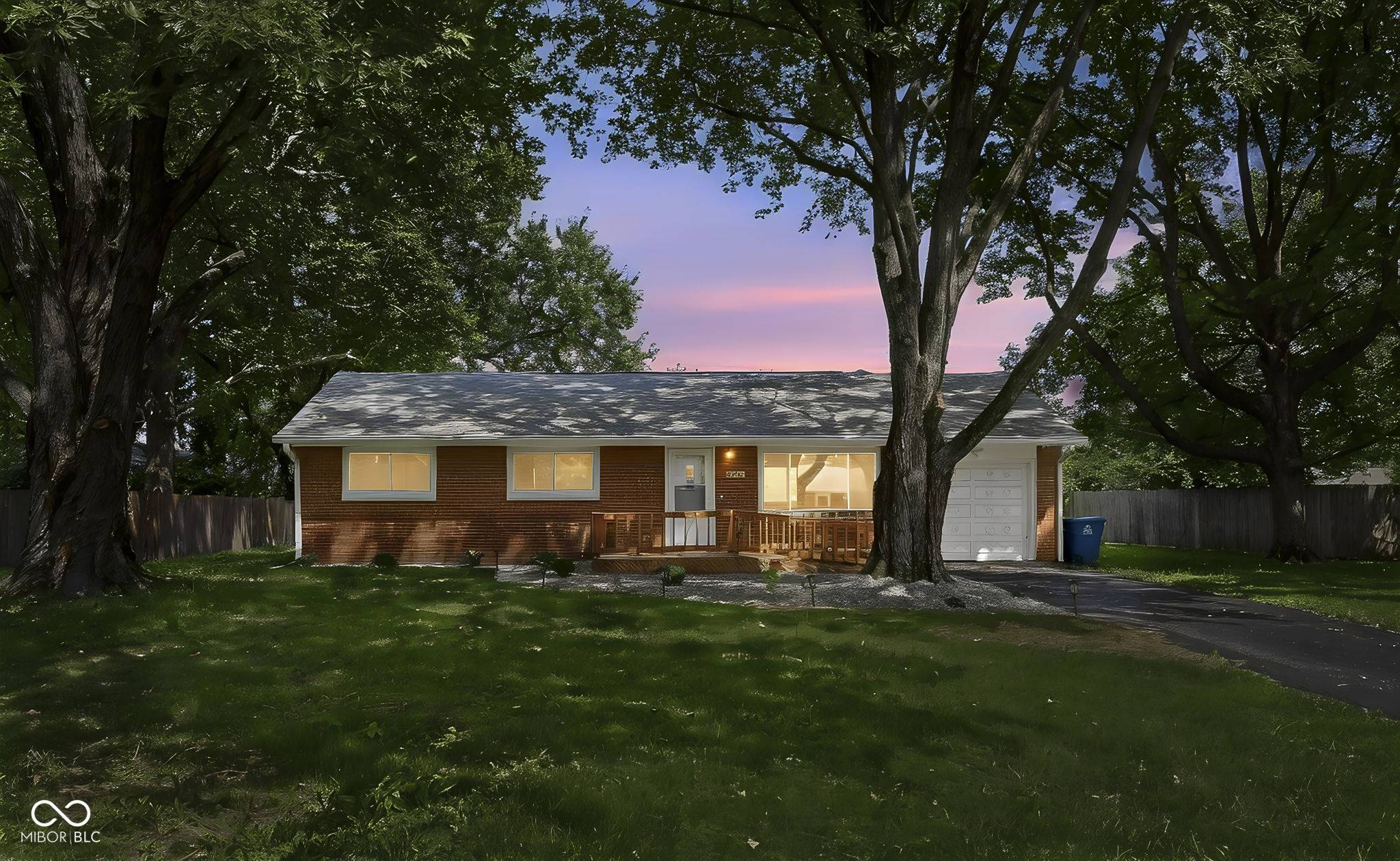 10735 Vali DR, Carmel, IN 46280