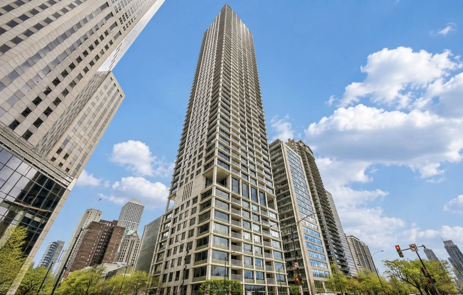 1000 N Lake Shore PLZ #24C, Chicago, IL 60611