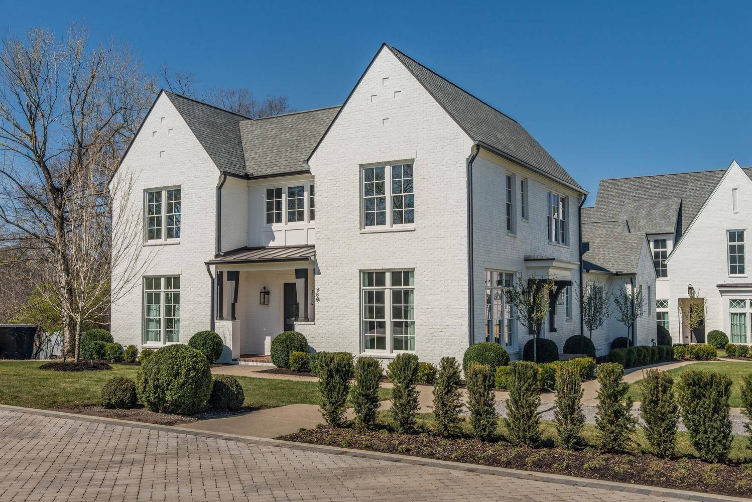 960 Battery Ln, Nashville, TN 37220
