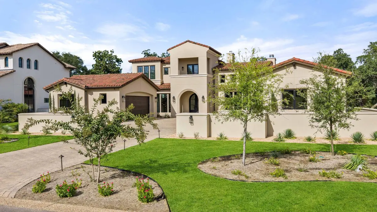 240 La Serena LOOP, Horseshoe Bay, TX 78657