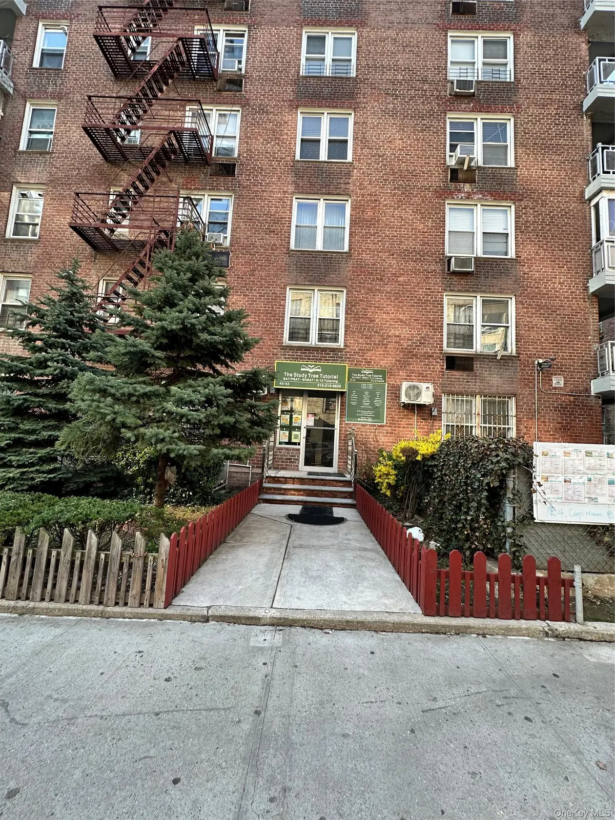43-43 Kissena BLVD #114, Flushing, NY 11355