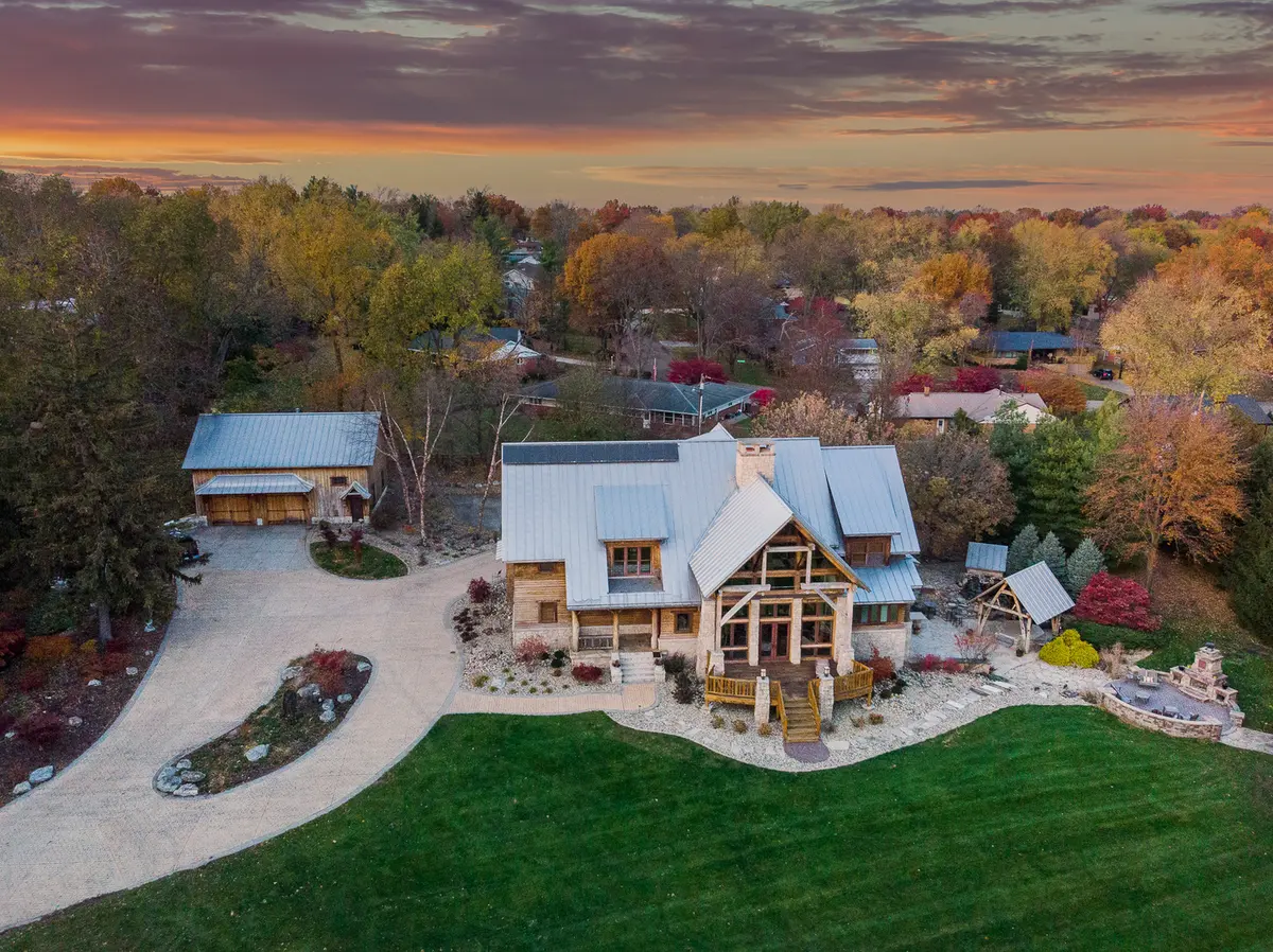 Address not disclosed, Bloomington, IL 61701