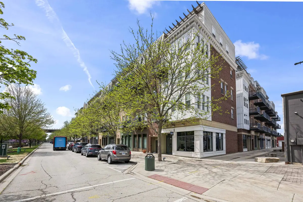 349 Front ST, Lemont, IL 60439
