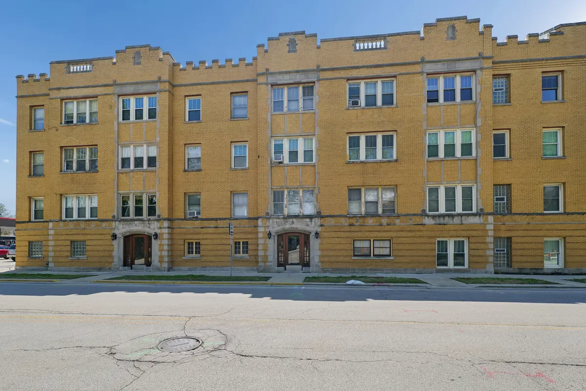 7216 Jackson BLVD #GC, Forest Park, IL 60130