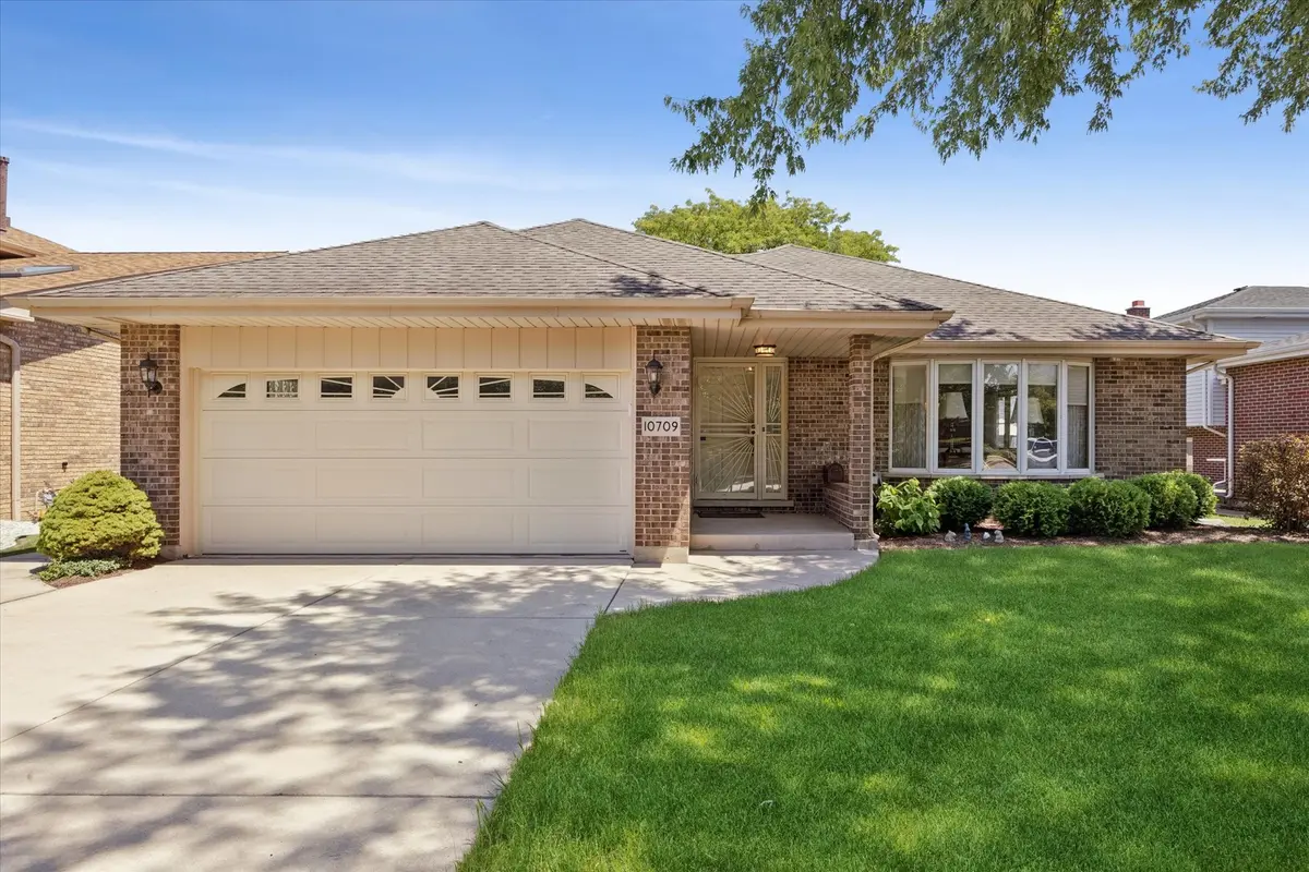 10709 S Washington ST, Oak Lawn, IL 60453