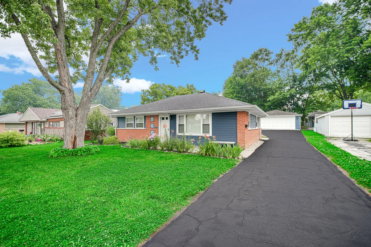 319 SAUGANASH ST, Park Forest, IL 60466