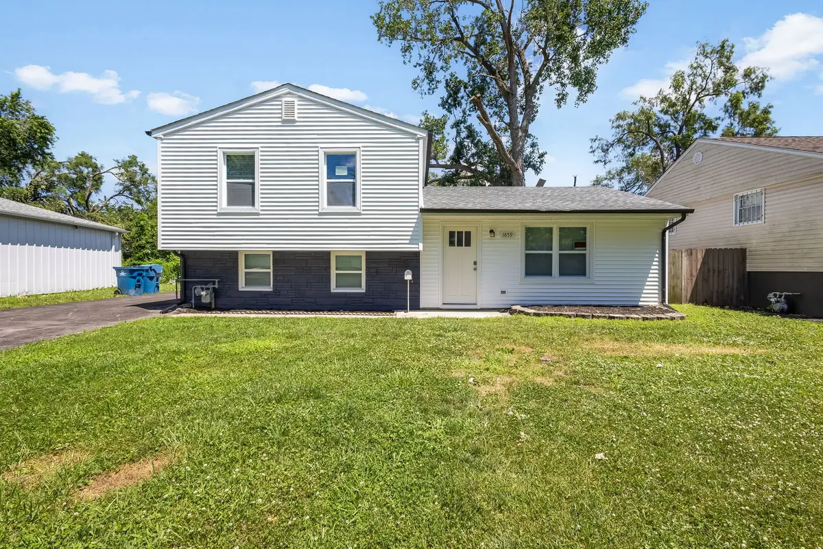 1859 Reichert AVE, Sauk Village, IL 60411