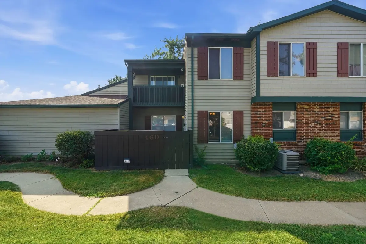 46D Fernwood DR, Bolingbrook, IL 60440