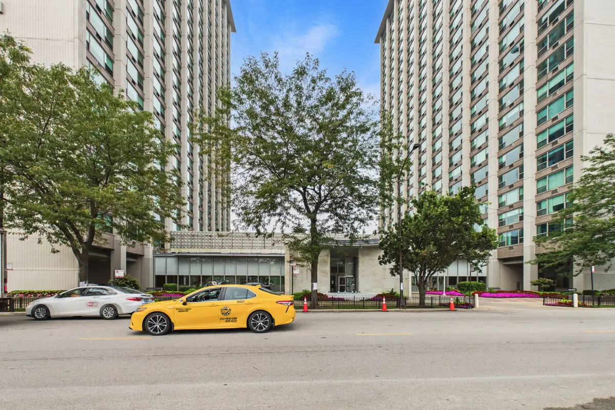 3600 N Lake Shore DR #2324, Chicago, IL 60613