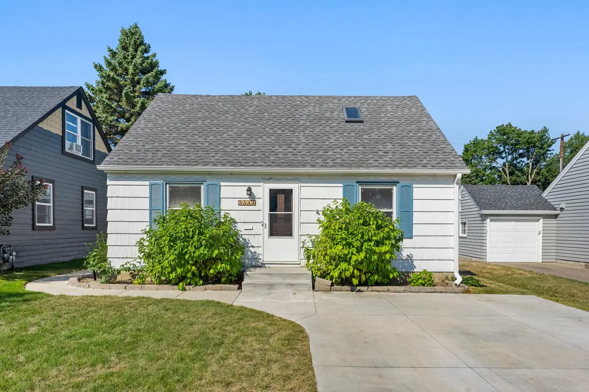 5544 York AVE S, Edina, MN 55410