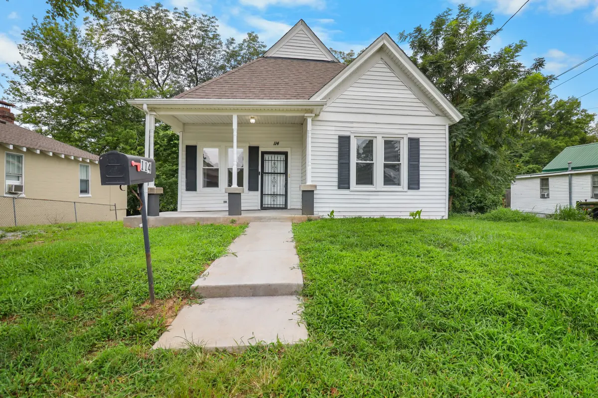 114 Emory St, Clarksville, TN 37040