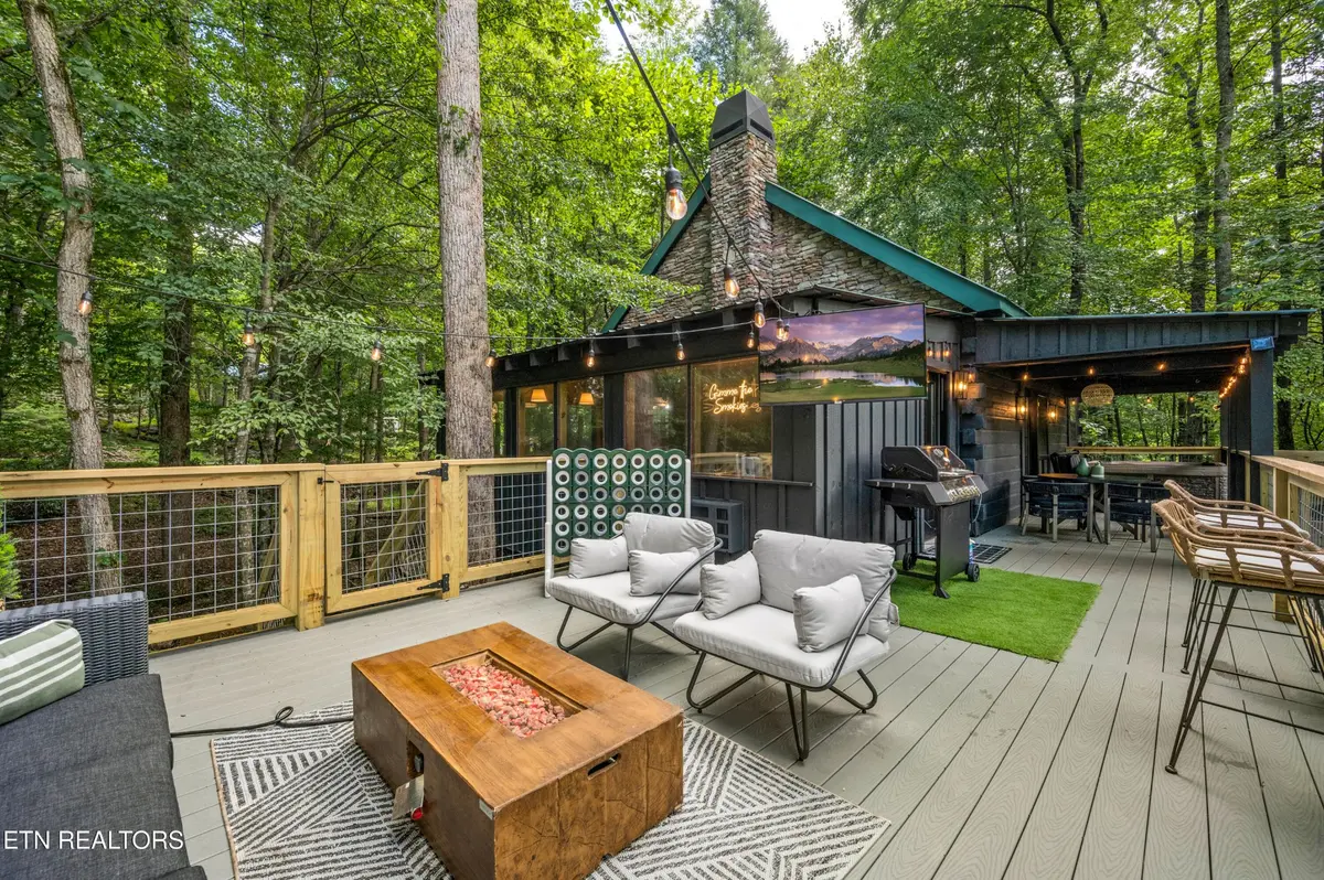 278 Laurel Rd, Townsend, TN 37882