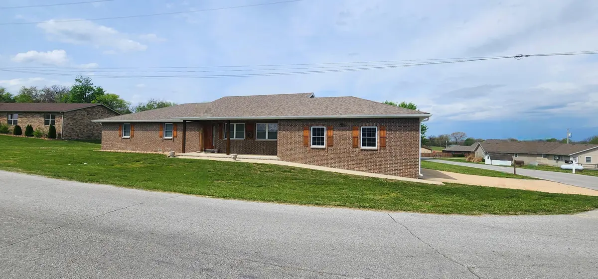 801 Kenny Street, Ava, MO 65608