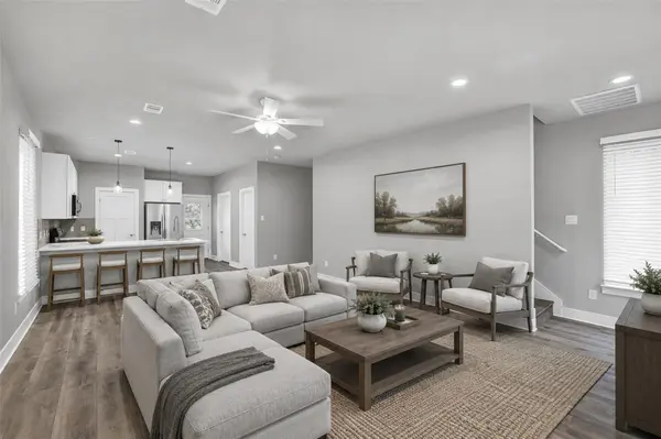 400 Shady Bluff DR, Wimberley, TX 78676