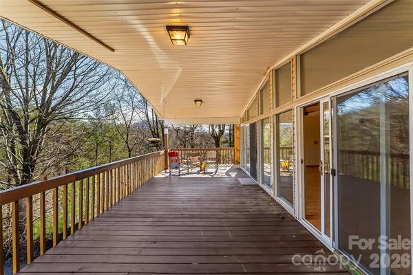350 Sandy Bottom RD, Marshall, NC 28753