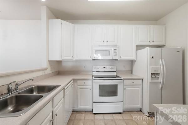 16742 Amberside RD E, Cornelius, NC 28031