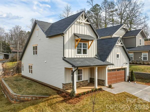 118 Chapel Crossing LN #10, Weaverville, NC 28787