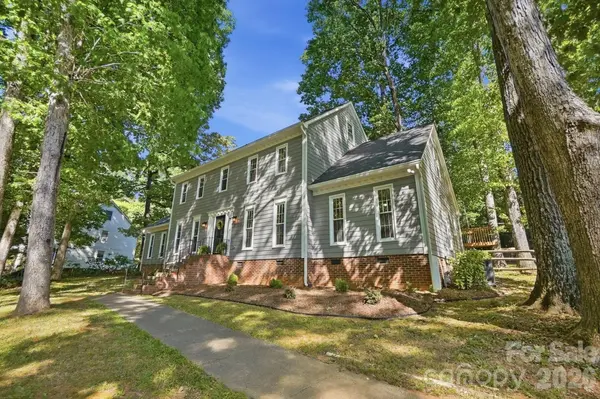 11103 Idlewild RD, Matthews, NC 28105