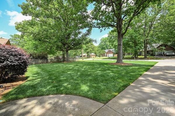 2017 Wilson AVE, Monroe, NC 28110
