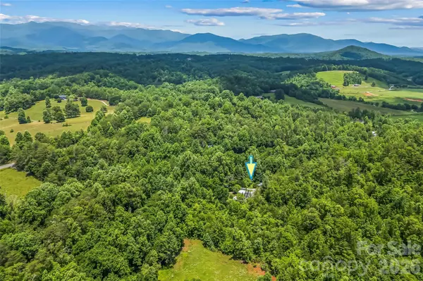 72 Paradise LN, Old Fort, NC 28762