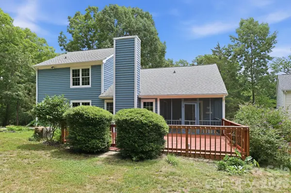 7038 Chelsea Day LN, Tega Cay, SC 29708