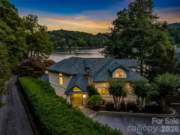 454 Cutaway RD, Lake Lure, NC 28746