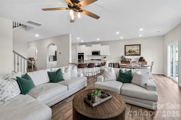 252 Kennerly Center DR, Mooresville, NC 28115