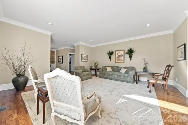 1515 8th ST NW, Hickory, NC 28601