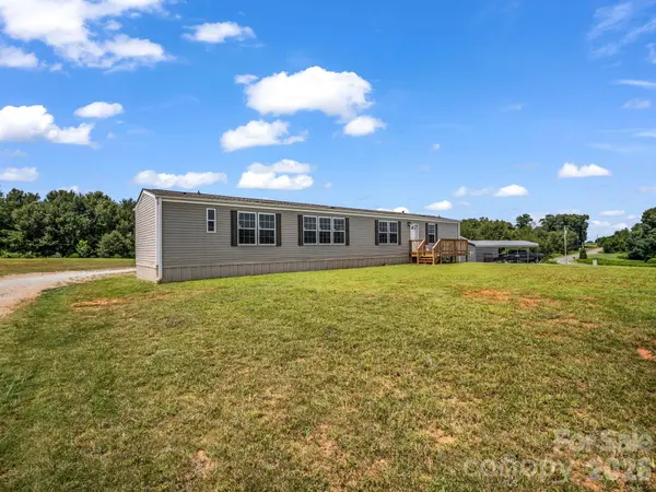 1760 Beachwood RD, Mooresboro, NC 28114