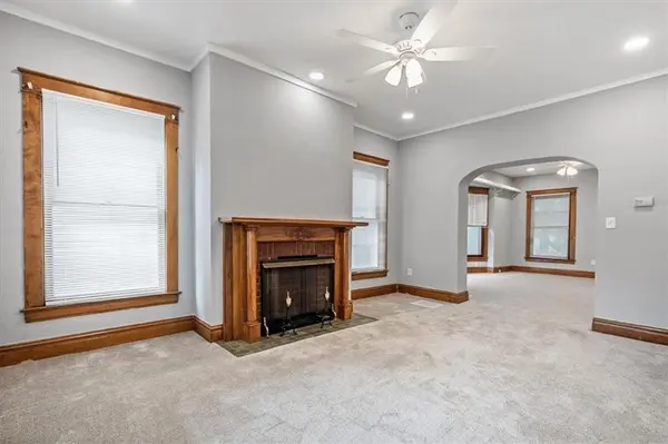 920 S Main ST, Independence, MO 64050