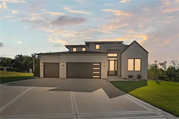 2715 NW 84th TER, Kansas City, MO 64154