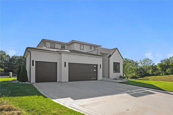 2715 NW 84th TER, Kansas City, MO 64154