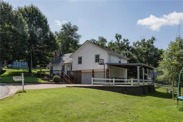 5727 Osage AVE, Kansas City, KS 66106