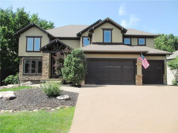 20924 W 68th ST,  Shawnee,  KS 66218
