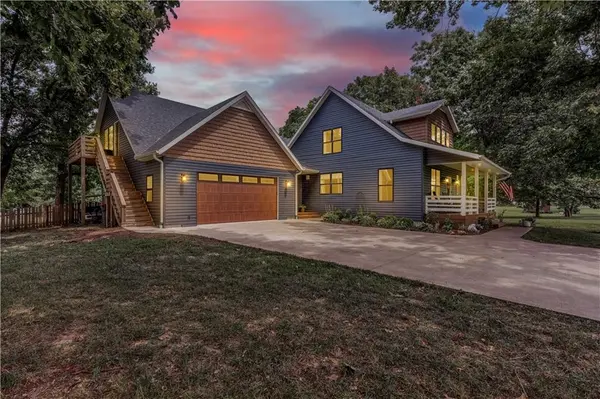 504, 506 E Summerfield AVE, Leeton, MO 64761