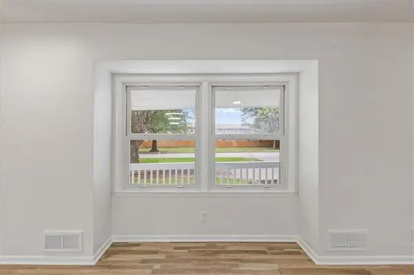 8907 Blue Ridge BLVD, Kansas City, MO 64138