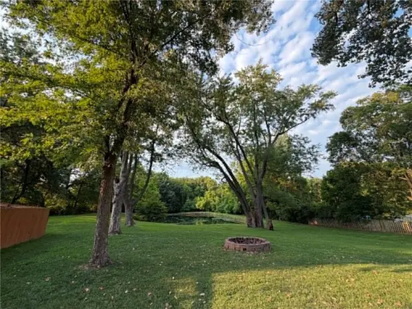 1800 E Mechanic AVE, Independence, MO 64050
