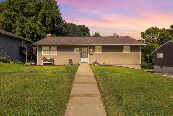 5440 N Cleveland AVE, Kansas City, MO 64119
