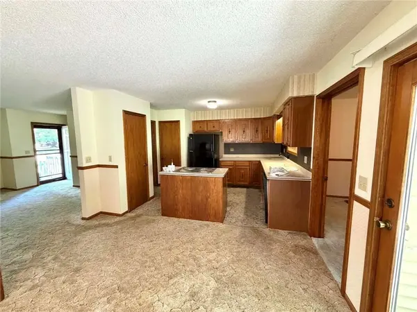 627 W Edwards ST, Maryville, MO 64468