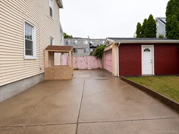 95-15 118th ST, Richmond Hill S., NY 11419