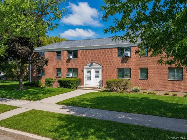 68-01 Bell BLVD #Upper, Bayside, NY 11364