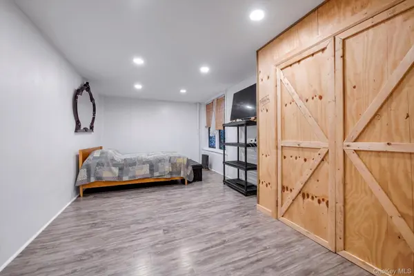 1711 Davidson AVE #1N, Bronx, NY 10453