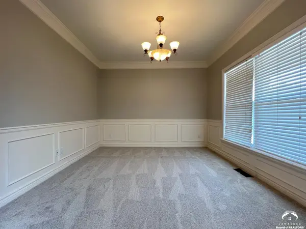 4202 Teal DR, Lawrence, KS 66047