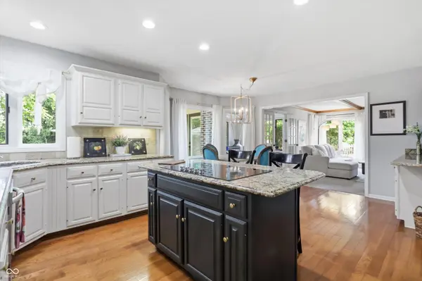 5118 Huntington DR, Carmel, IN 46033