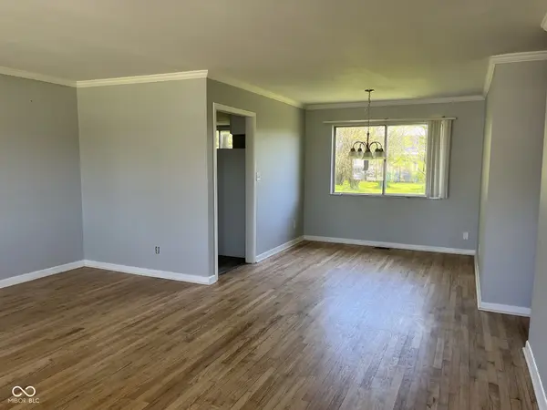 3751 W 97th ST, Carmel, IN 46032