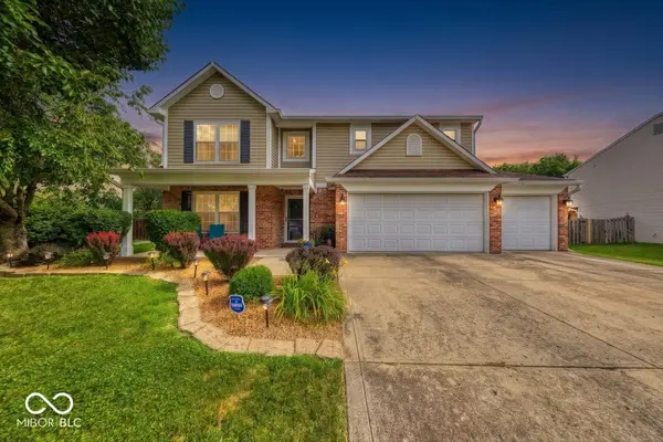 43 Pin Oak CT, Whiteland, IN 46184