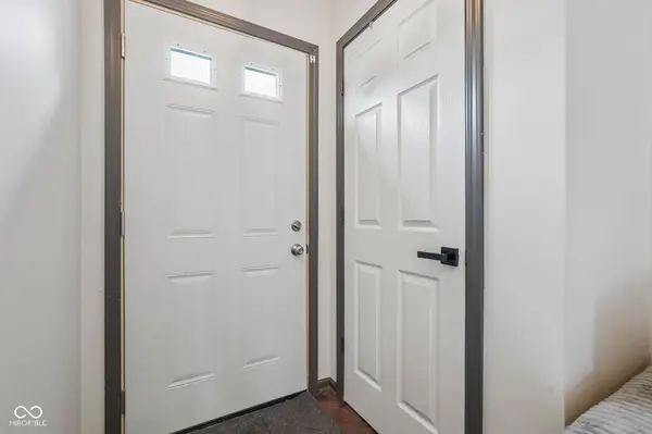 5933 Marina View DR, Indianapolis, IN 46237