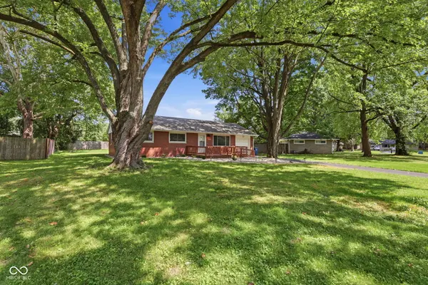 10735 Vali DR, Carmel, IN 46280